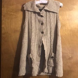 Cardigan sweater